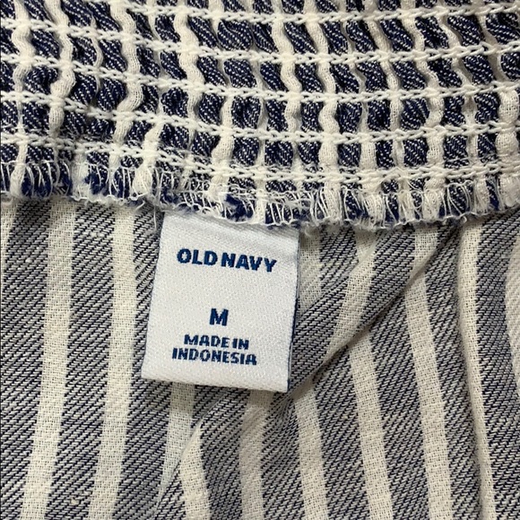 Cute casual top - Picture 6 of 7